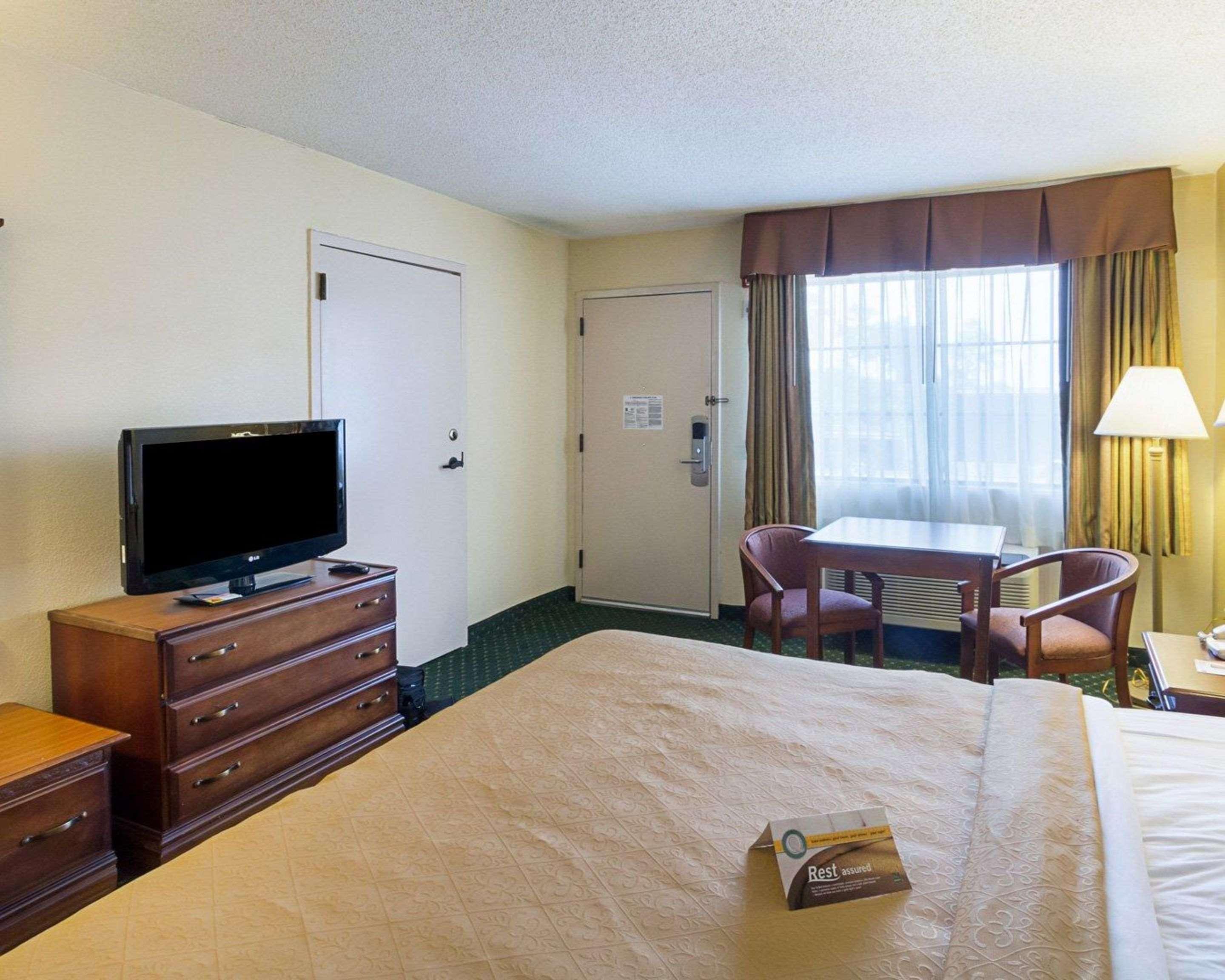 Motel 6 Jackson Ms Southwest Eksteriør bilde